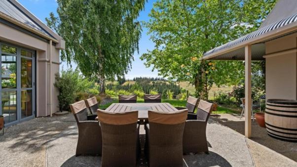 Hawkdun Rise Vineyard & Accommodation Alexandra Εξωτερικό φωτογραφία