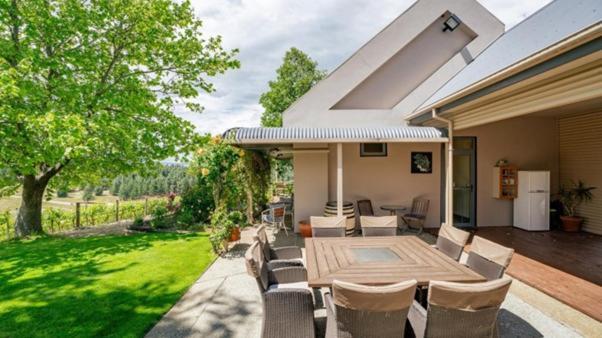 Hawkdun Rise Vineyard & Accommodation Alexandra Εξωτερικό φωτογραφία